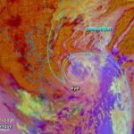 Powerful Atlantic Storm Rapidly Intensifies Near 40°N / 70°W — Pressure Falling Toward Mid-960s as Eye Clears and Blizzard Conditions Expand